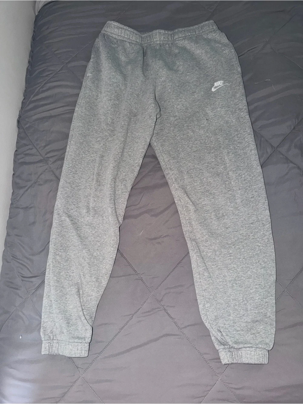 Nike Gray Heather Jogger Sweatpants